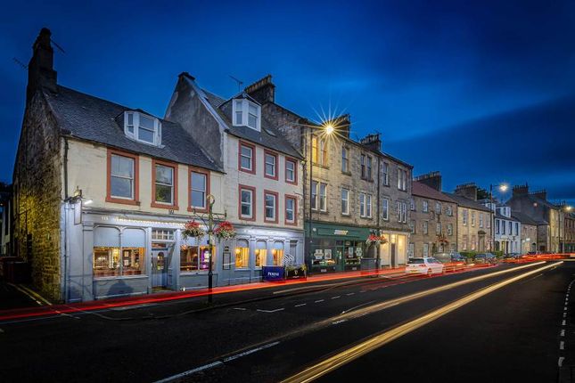Thumbnail Flat to rent in High Street, Linlithgow