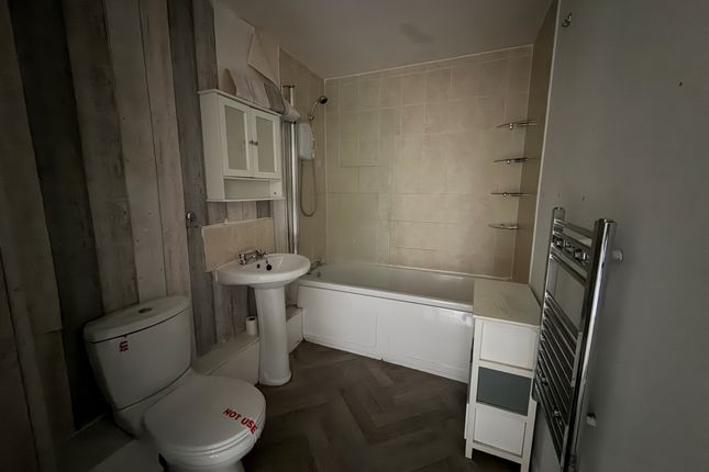 9, Regency Gardens, Mount Terrace, Halifax photo 5