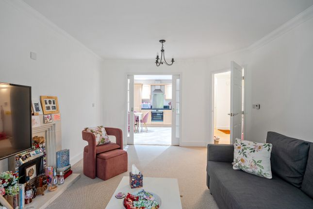 Flat 2, The Gables,, Chilbolton Avenue, Hampshire photo 3