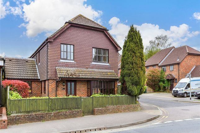 4-bed house on Jarvis Place St. Michaels, Tenterden, £400,000
