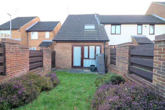 Thumbnail Property for sale in Lucas Gardens, Luton, Bedfordshire