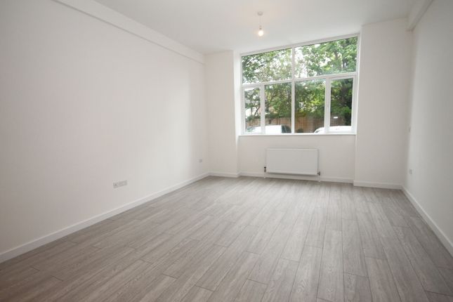 Studio for sale in Old Bedford Road, Luton