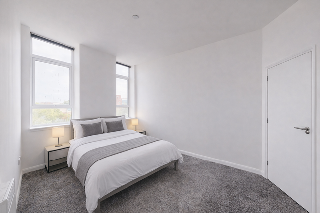 2 Bedroom , 4 Matlock Rd, Coventry photo 4