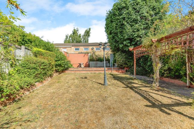 70, Arbutus Drive, Bristol photo 2