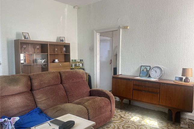 47, Worsley Street, Oldham photo 4