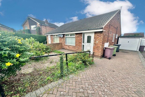 Bungalow to rent in Acacia Crescent, Sheffield