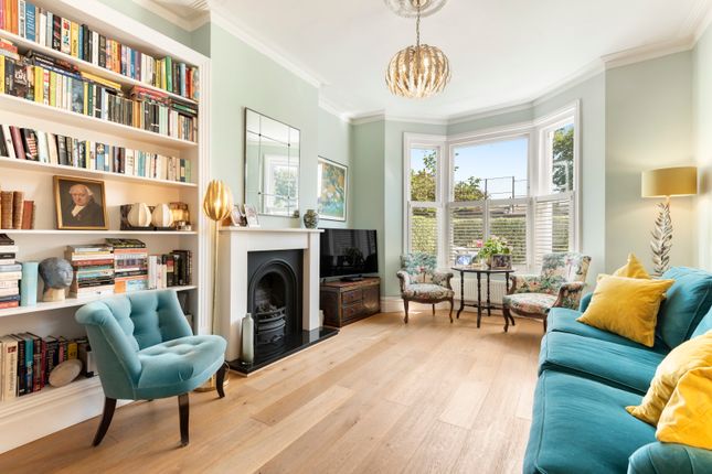 73, Mandrake Road, London photo 4