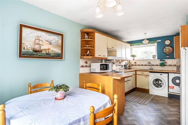 11, Plover Close, Kent photo 4