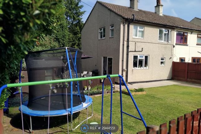 Thirsk Place, Newcastle-Under-Lyme photo 2