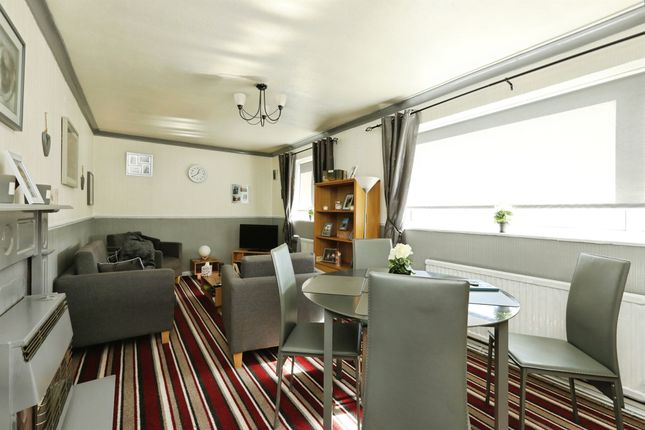 56, Kilton Glade, Worksop photo 4