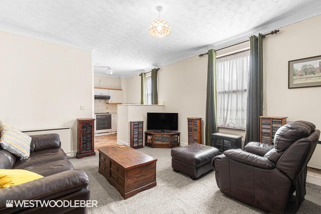 Flat 9, Haywards, The Lawns Drive, Broxbourne photo 5