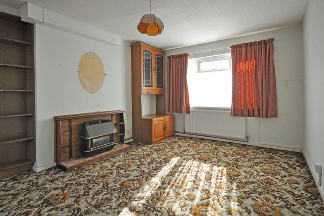Ward Close, Newport photo 3