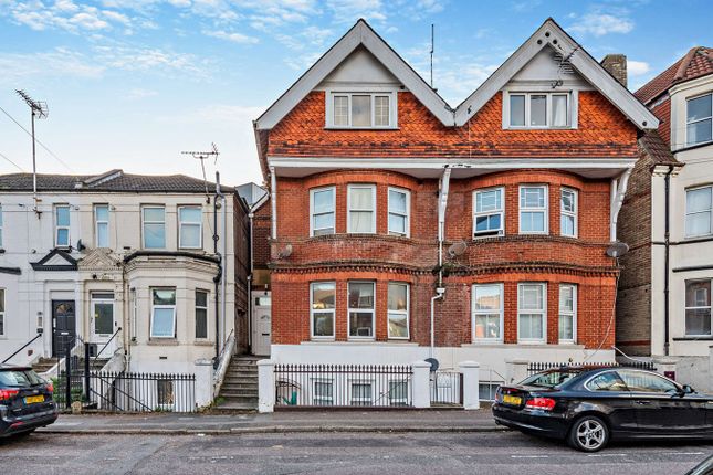 Thumbnail Flat for sale in 43 St Swithuns Road, Bournemouth