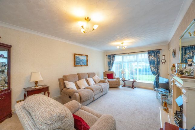 16, Moorland Crescent, Barnsley photo 3