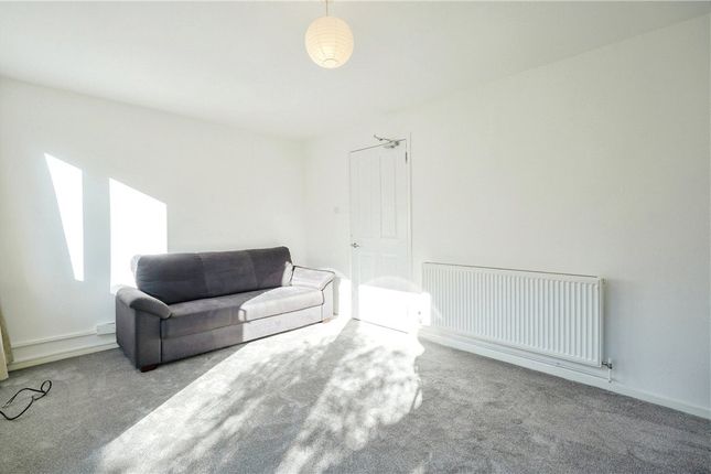 37, St. Rule Street, London photo 3