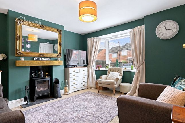 51, Broomhill Lane, Mansfield photo 3