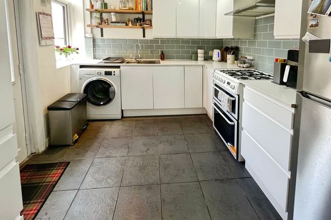 31, Abingdon Road, Bolton photo 2