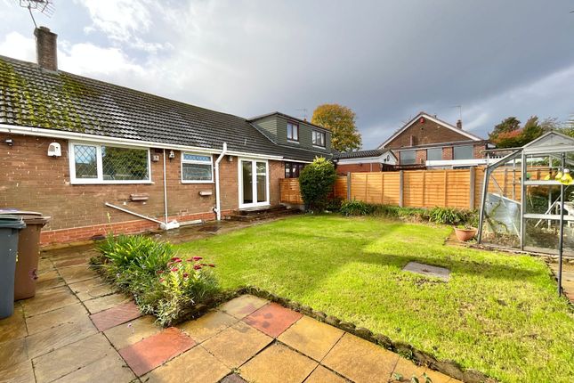 14, Axon Crescent, Stoke-On-Trent photo 4