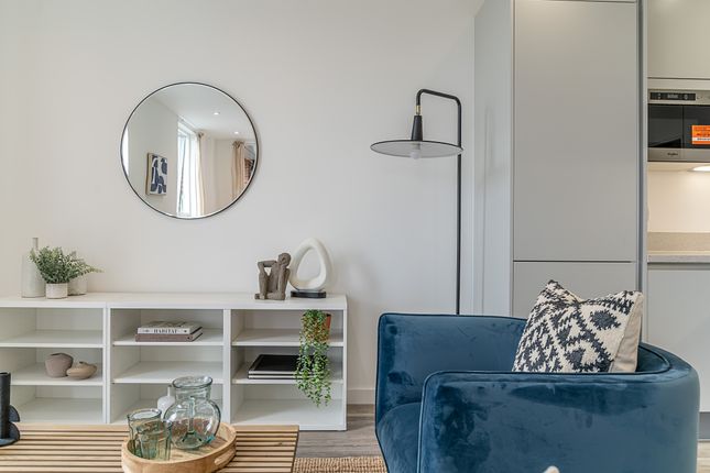 Flat for sale in Copeland Road, London