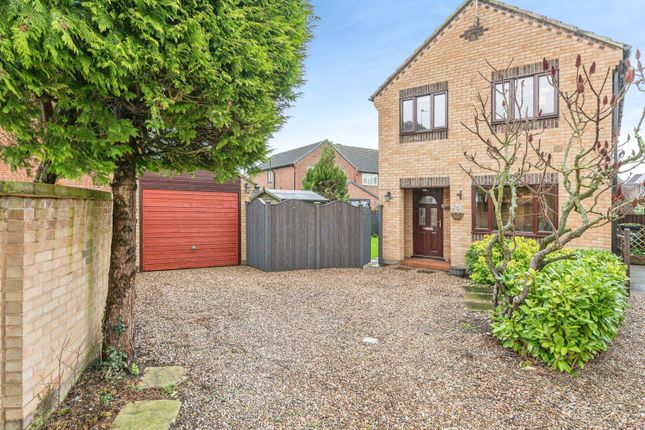 Thumbnail Detached house for sale in Pasture Close, Leeds