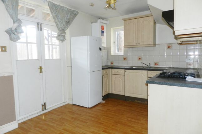 Dimsdale Drive, Enfield photo 3