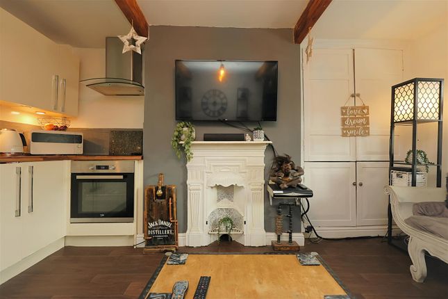16, Haleys Yard, Leeds photo 4