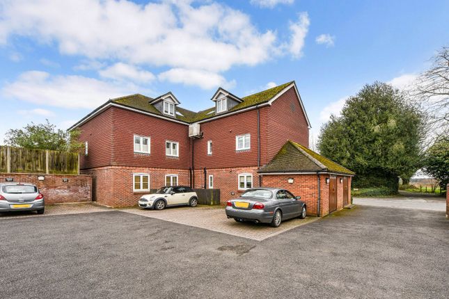 Flat for sale in Portsmouth Road, Liphook, Hampshire
