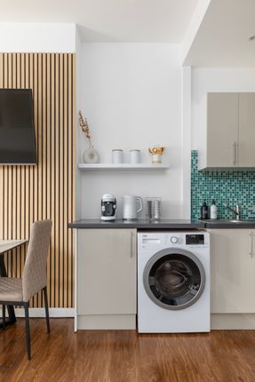 4, croxley road, London photo 5