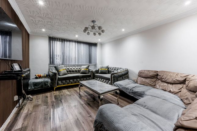 Porchester Drive, Birmingham photo 3