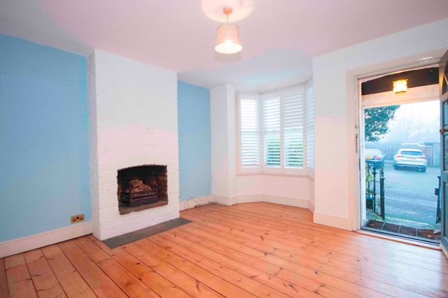 3, Glenfield Villas, Chorleywood photo 3