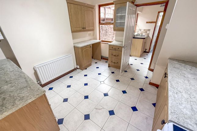 24, Lorne Street, Oswestry photo 3
