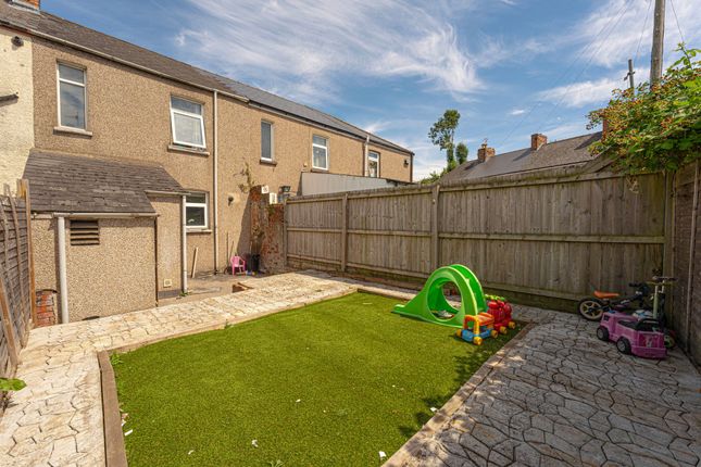 31 East Usk Road, Newport photo 4