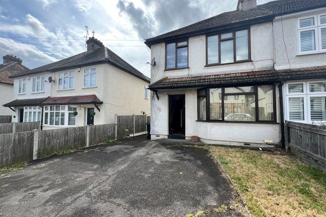 Thumbnail Terraced house for sale in Western Avenue, Brentwood
