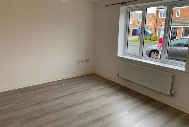 Property to rent in Buttercream Drive, Woodston, Peterborough