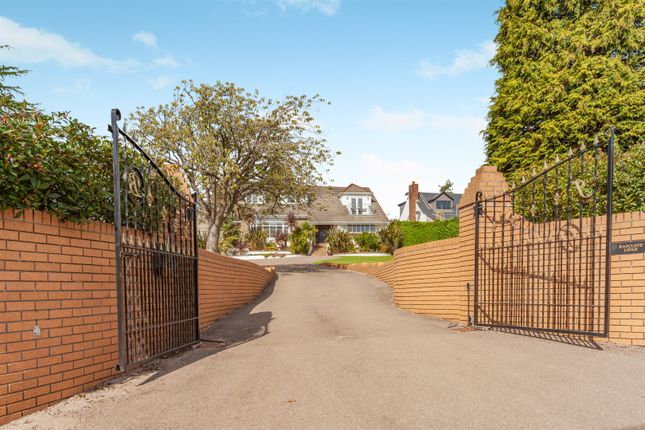4-bed detached on Radcliffe Lodge, Old Chepstow Road, Langstone, £825,000