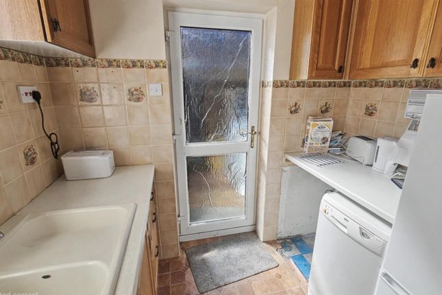 19, Swale Close, Northampton photo 3