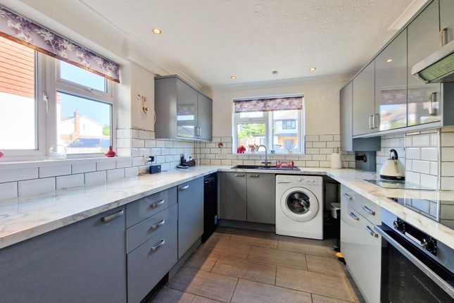 11, Oakhurst Road, Rayleigh photo 4