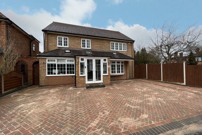 Thumbnail Detached house for sale in Southfields Road, Shirley, Solihull