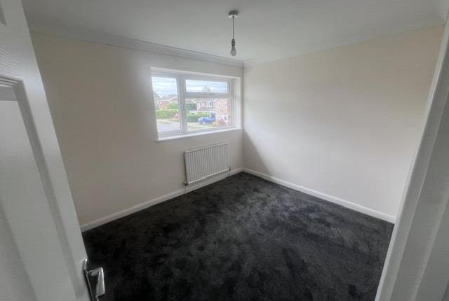 14, Pentland Road, Aylesbury photo 4