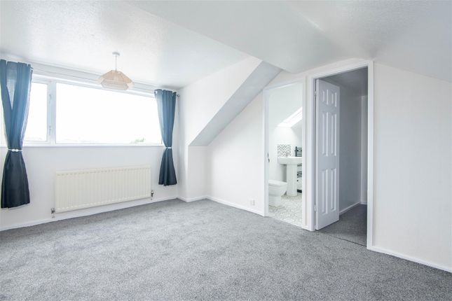 8, St. Helens Road, Chorley photo 4