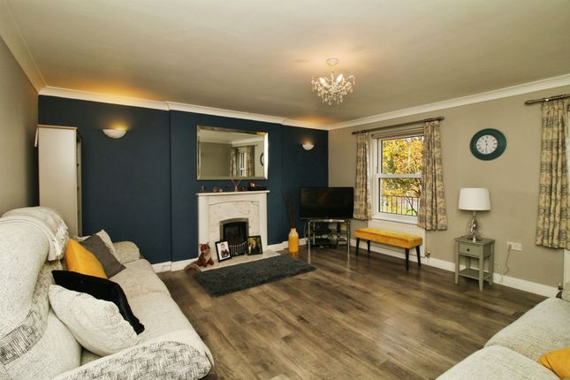 Town house for sale in Buckbury Mews, Dorchester