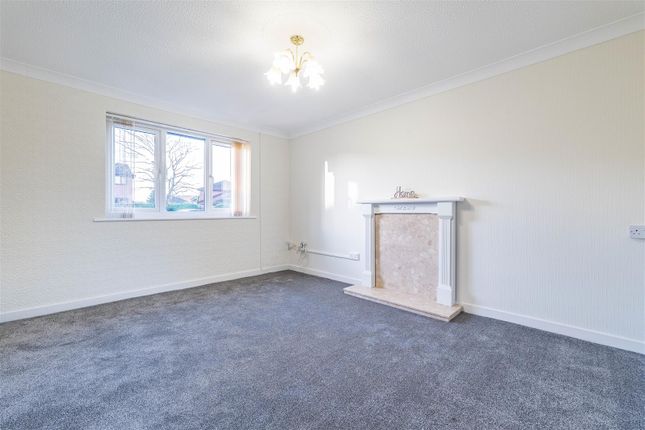 20, Kings Court, Leyland photo 2