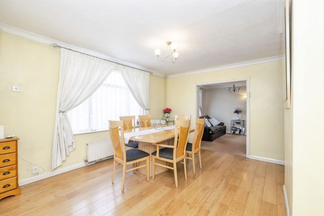 112, Northwick Road, Watford photo 3