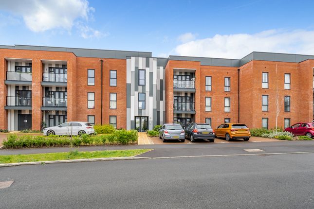 Thumbnail Flat for sale in Cashmere Drive, Andover