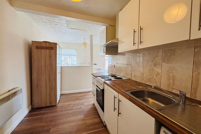 Flat 1, 63, Nelson Road North, Great Yarmouth photo 3
