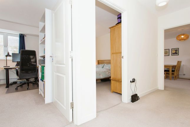 Flat for sale in Chieftain Way, Cambridge, Cambridgeshire