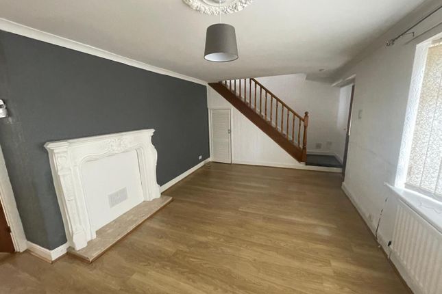 40, Airedale Gardens, Durham photo 2