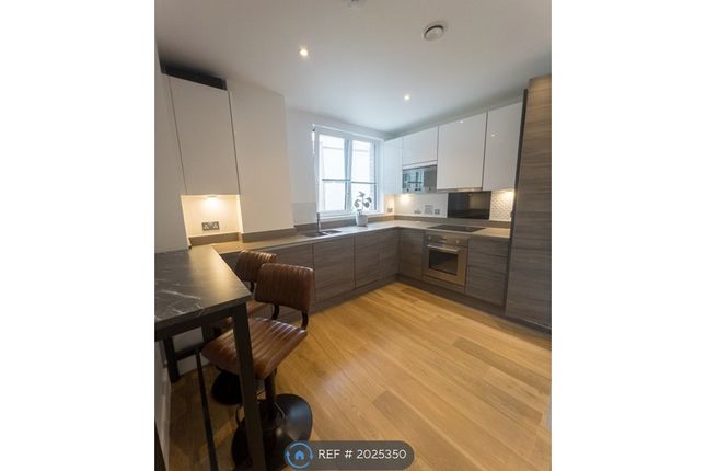 Flat to rent in Aurora Point, London