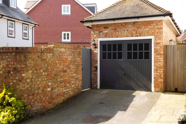 7 Lower St Marys, Ticehurst photo 3