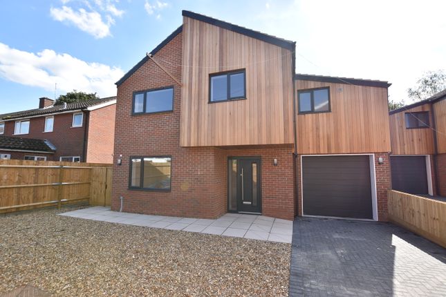 Thumbnail Detached house to rent in Manor Road, Griston, Thetford